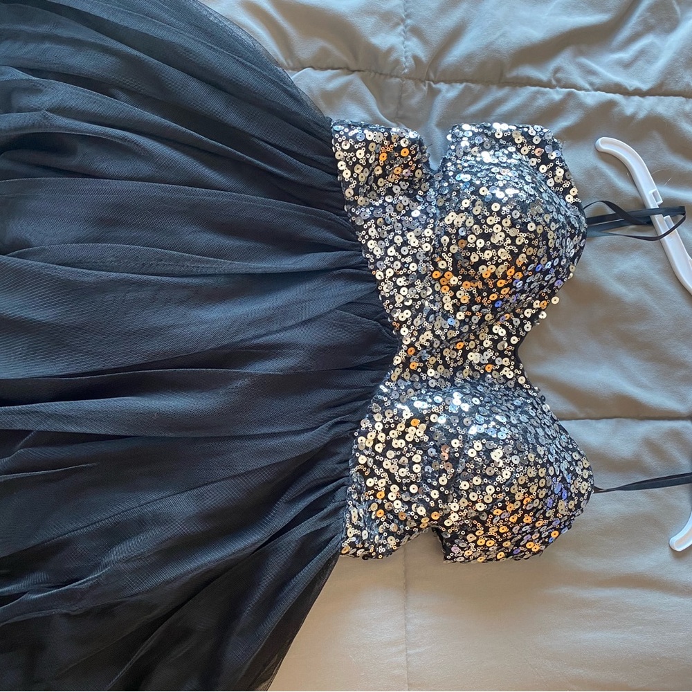 Black homecoming dress. Size M.